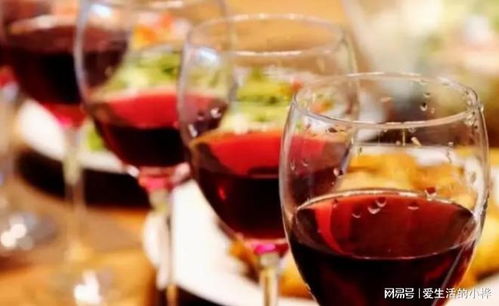 醫生提醒 痛風患者牢記“3少吃、3不喝”，對腎功能有益，尤其遠離烈酒甜味